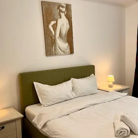 Cozynest West