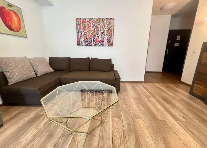 Cozynest West Apartmán